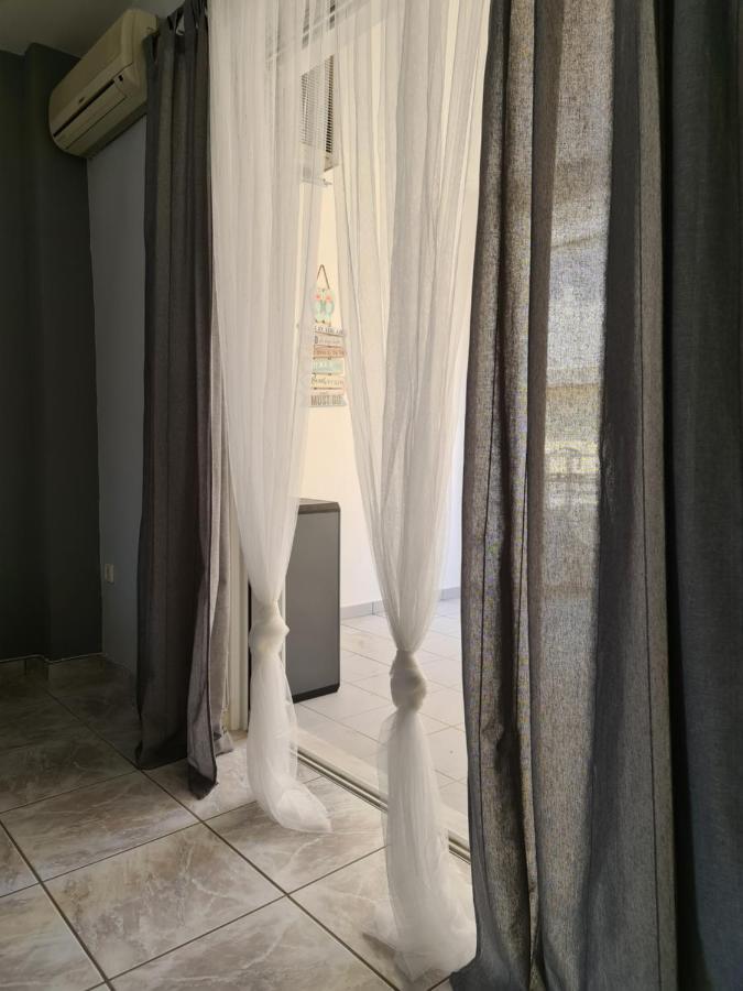 Seaside Apartment In Xilokastro - Selene By Booking Kottas Xylokastro Bagian luar foto